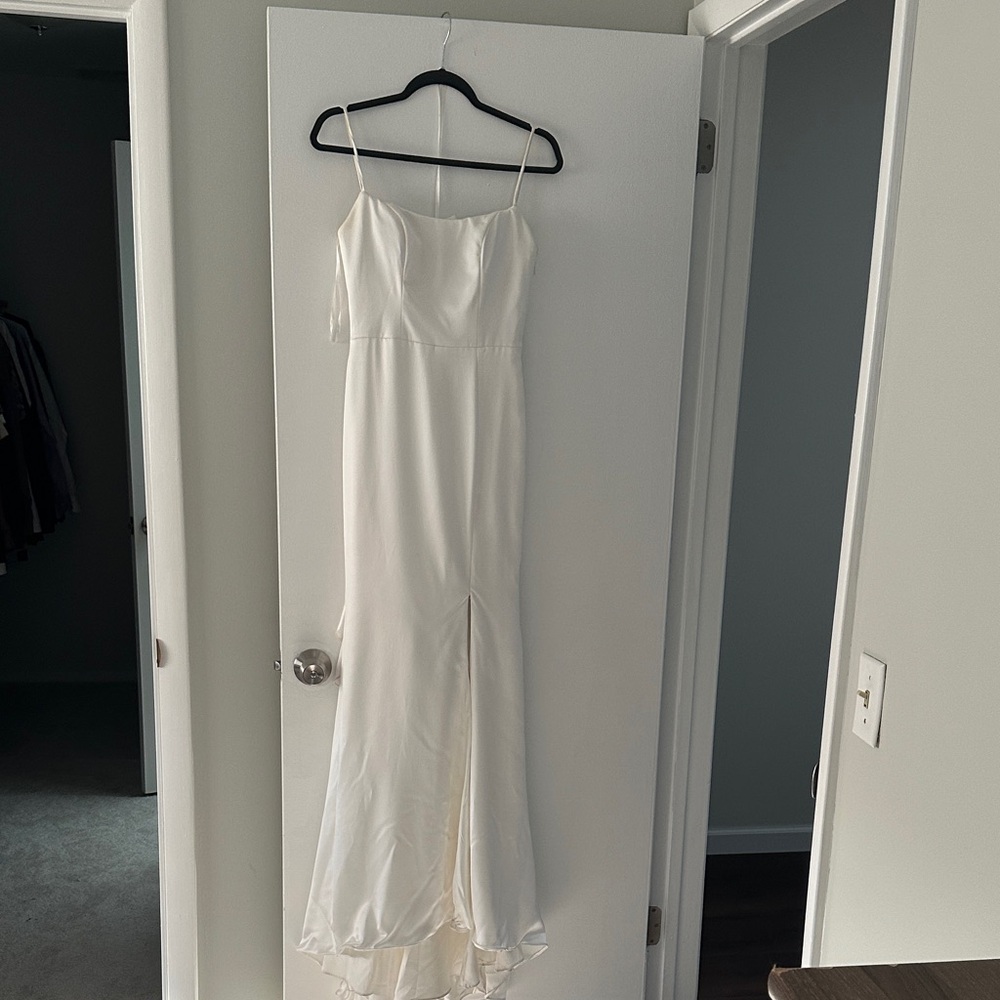 Chic Cream Maxi Dress with Spaghetti Straps